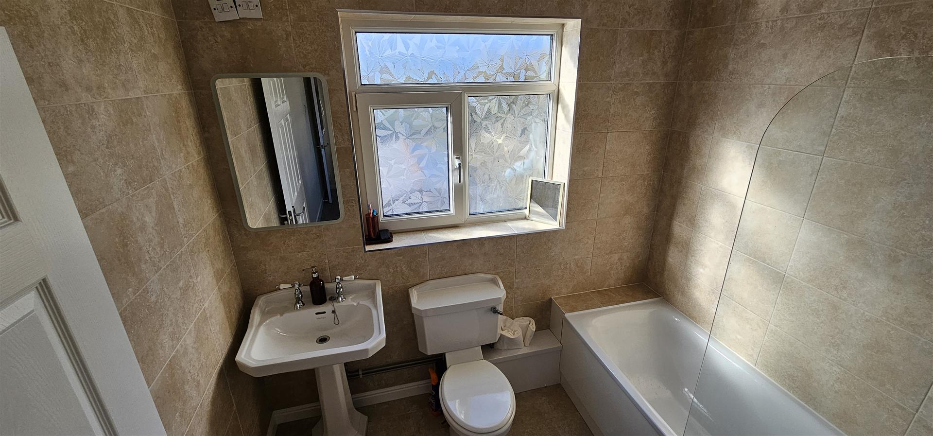 Armine Road, Fforestfach, Swansea, SA5 8DD